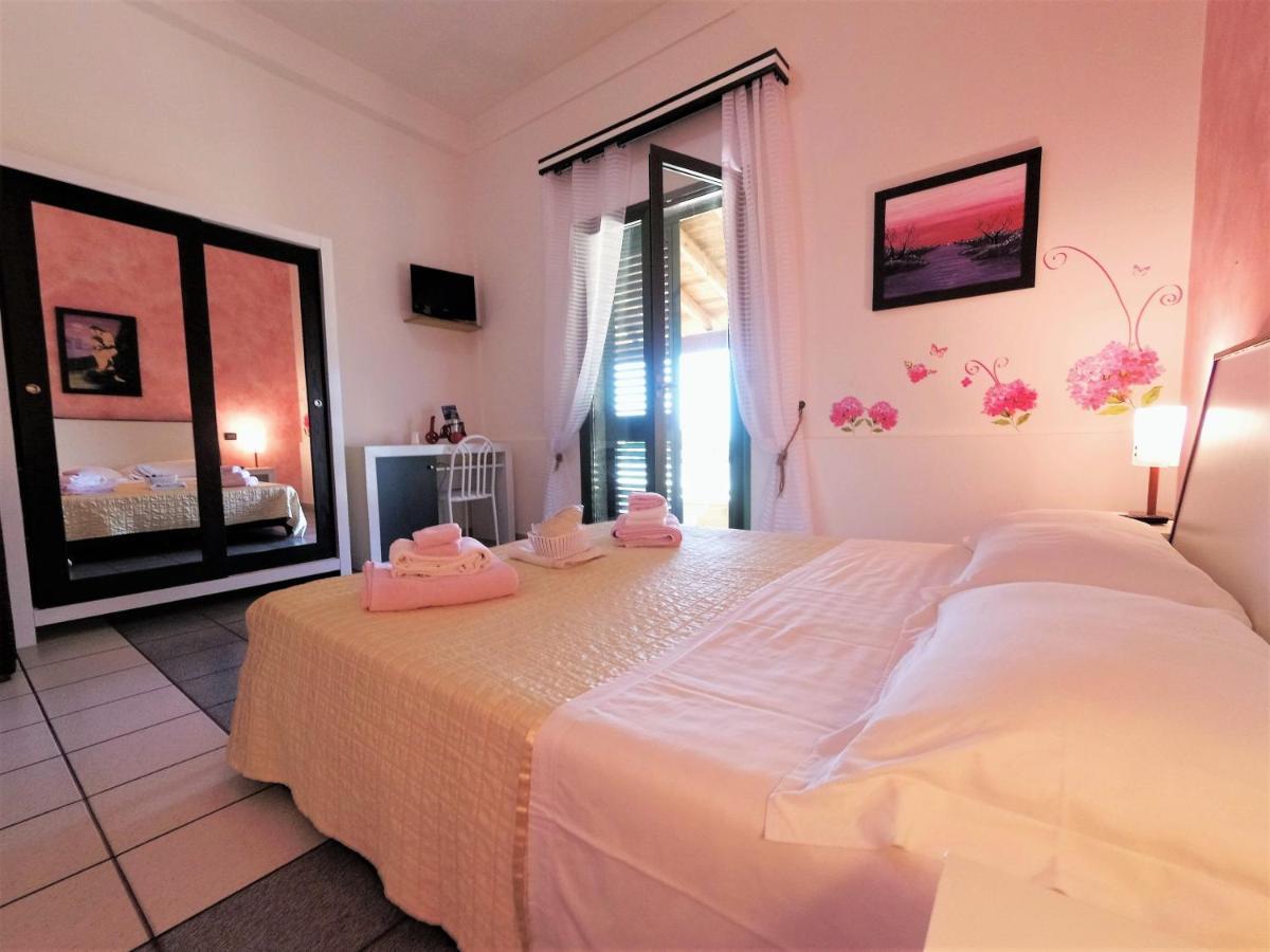 Hotel Alba Chiara Sant'Andrea Salento Sant'Andrea (Apulia) Exterior foto